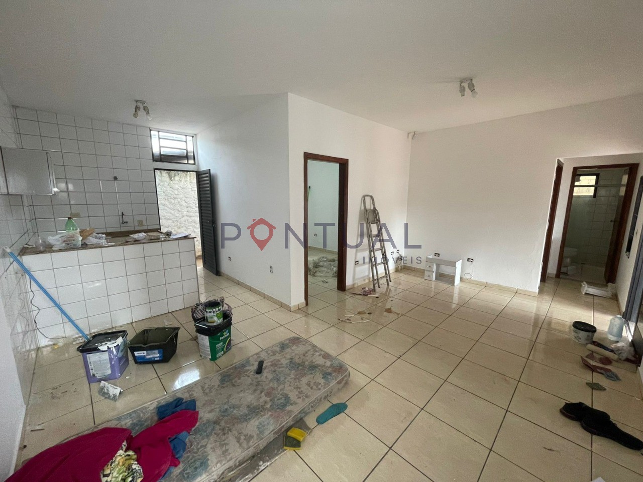 Casa para locação no bairro jardim acapulco,marília.