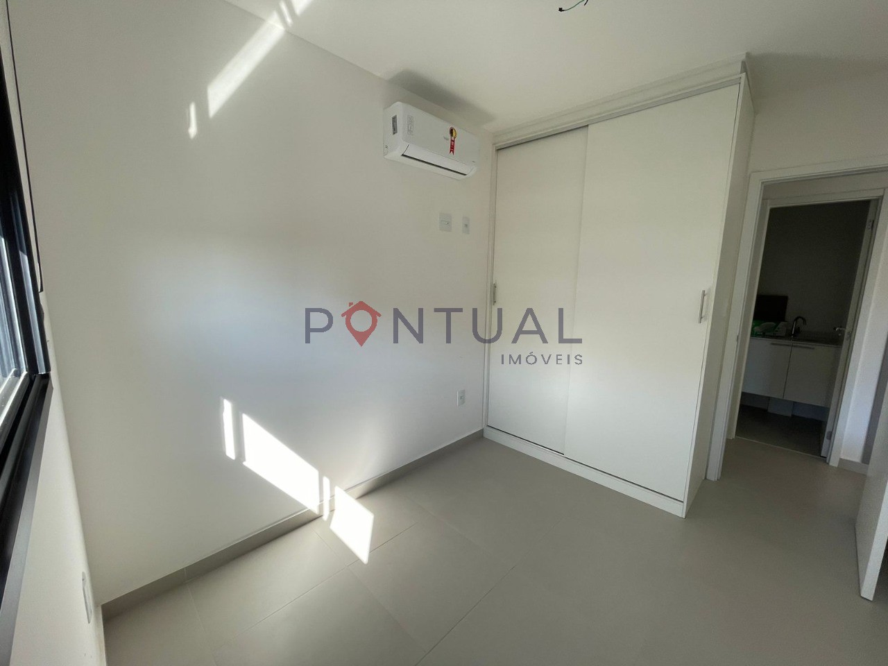 Locação de Apartamento de Luxo no Parque das Industrias - Marília-SP: 2 Quartos, 1 Suíte, Varanda Gourmet - Visite já!