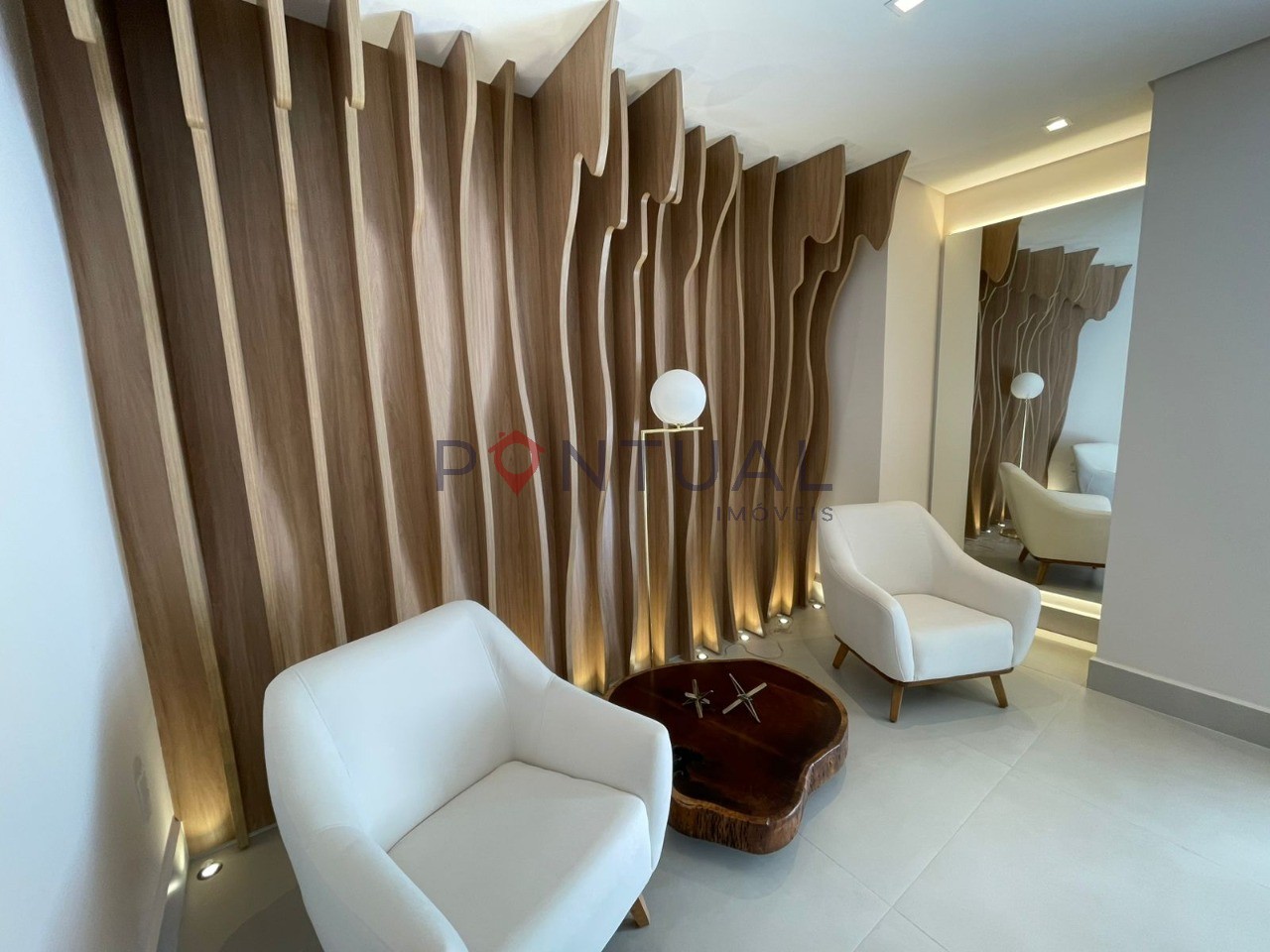 Locação de Apartamento de Luxo no Parque das Industrias - Marília-SP: 2 Quartos, 1 Suíte, Varanda Gourmet - Visite já!