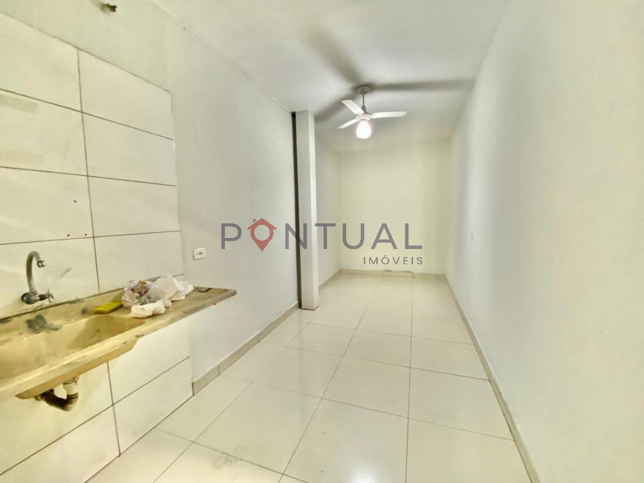 Alugue agora um barracão comercial de 1.200m² no Alto Cafezal, Marília-SP