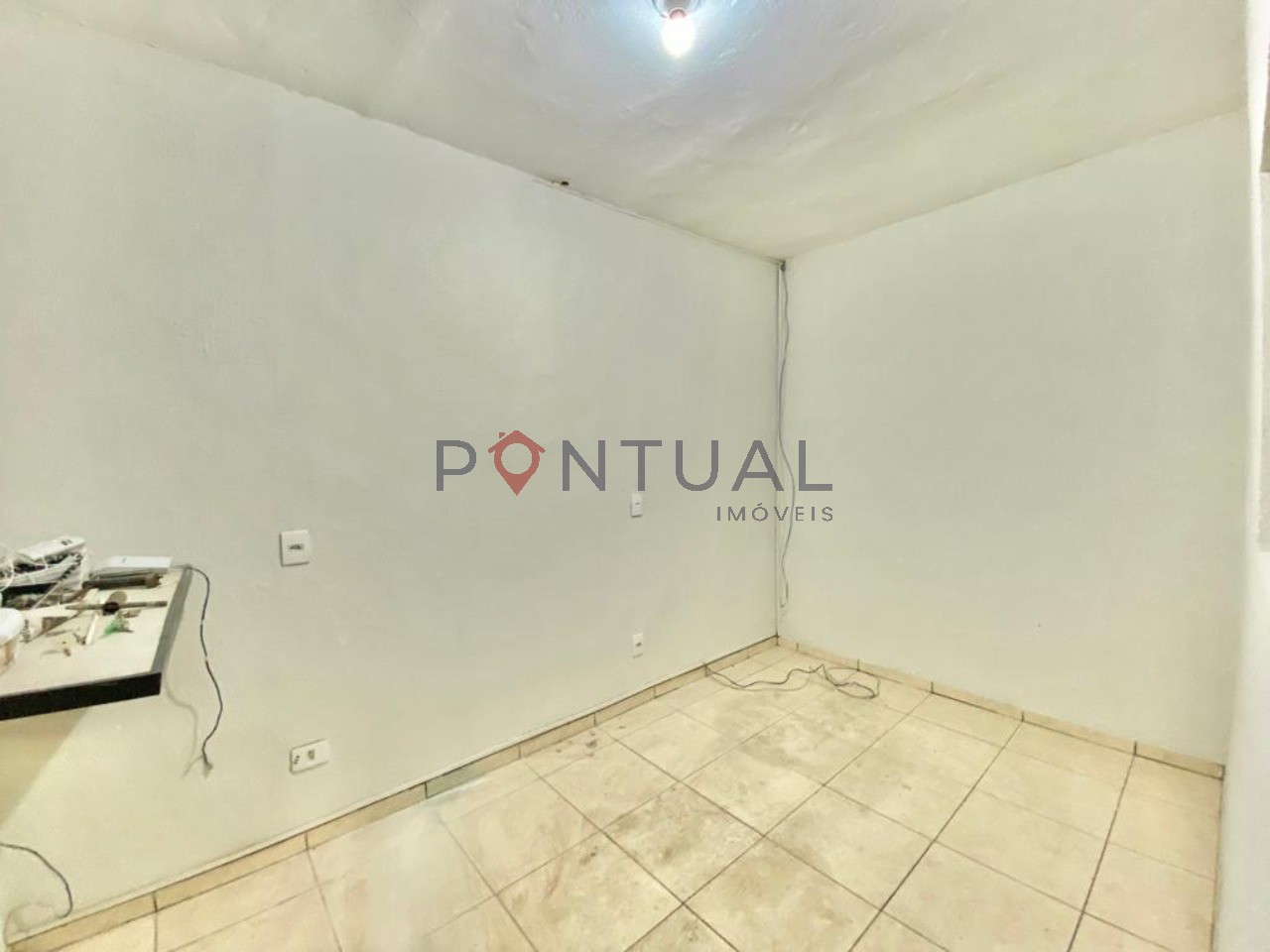 Alugue agora um barracão comercial de 1.200m² no Alto Cafezal, Marília-SP