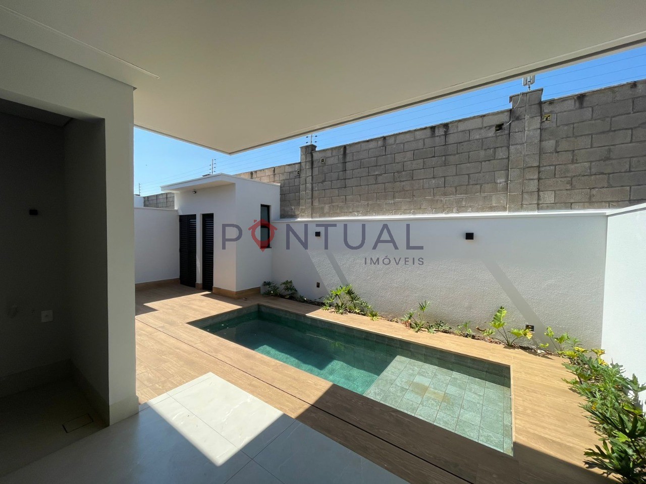 Casa à Venda em Marília no Condomínio Verana Parque Alvorada