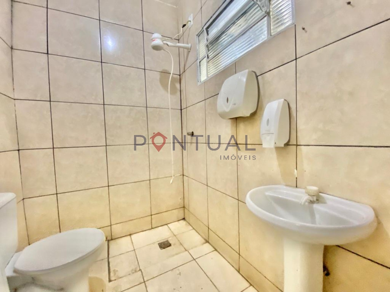 Alugue agora um barracão comercial de 1.200m² no Alto Cafezal, Marília-SP