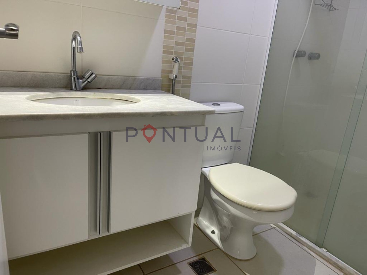 Apartamento para Alugar em Marília no Condomínio Pátio Esmeralda- Visite, negocie e alugue com a Pontual um
