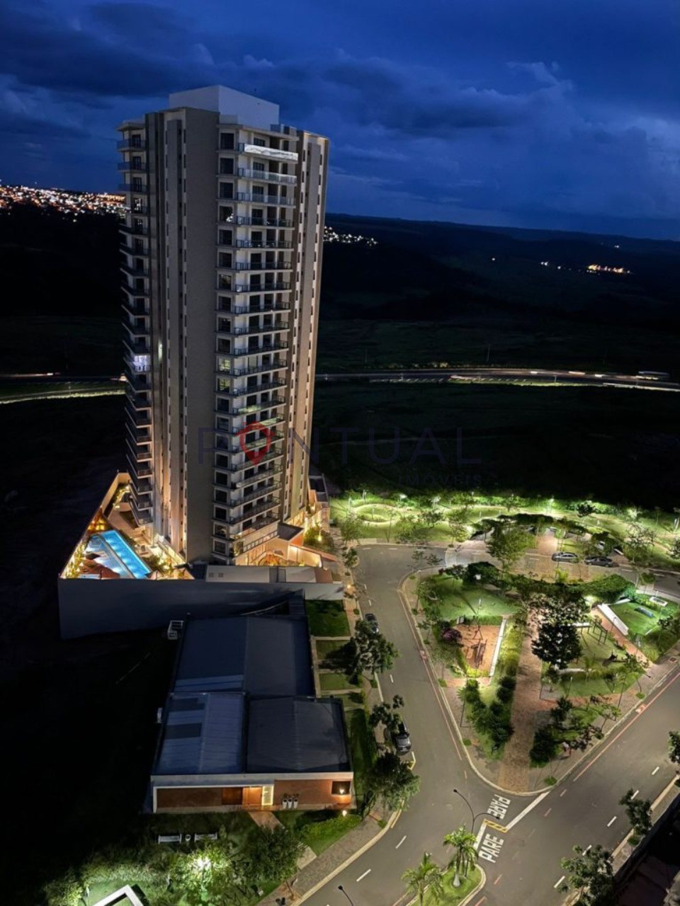 Apartamento de luxo para alugar em marília no condomínio pai