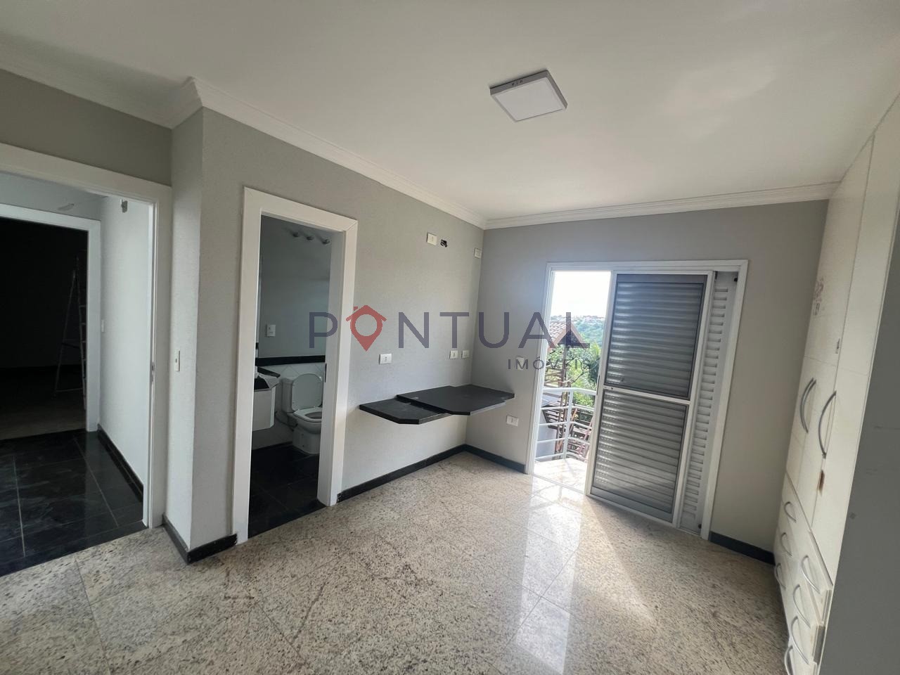 Casa de luxo no condomínio garden park em marília-sp: 5 quar