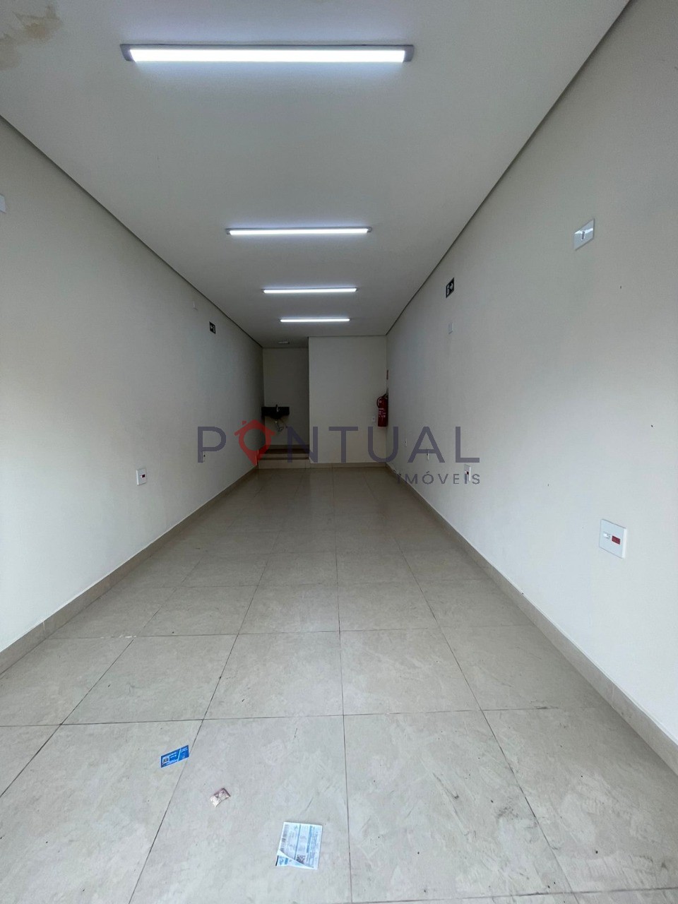 Salão comercial para alugar em marília no bairro núcleo habi