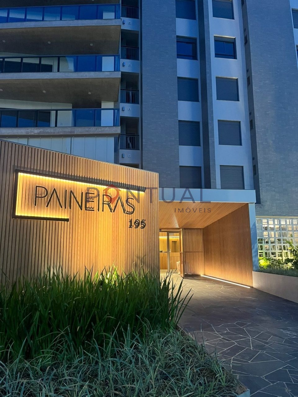 Apartamento de luxo para alugar em marília no condomínio pai