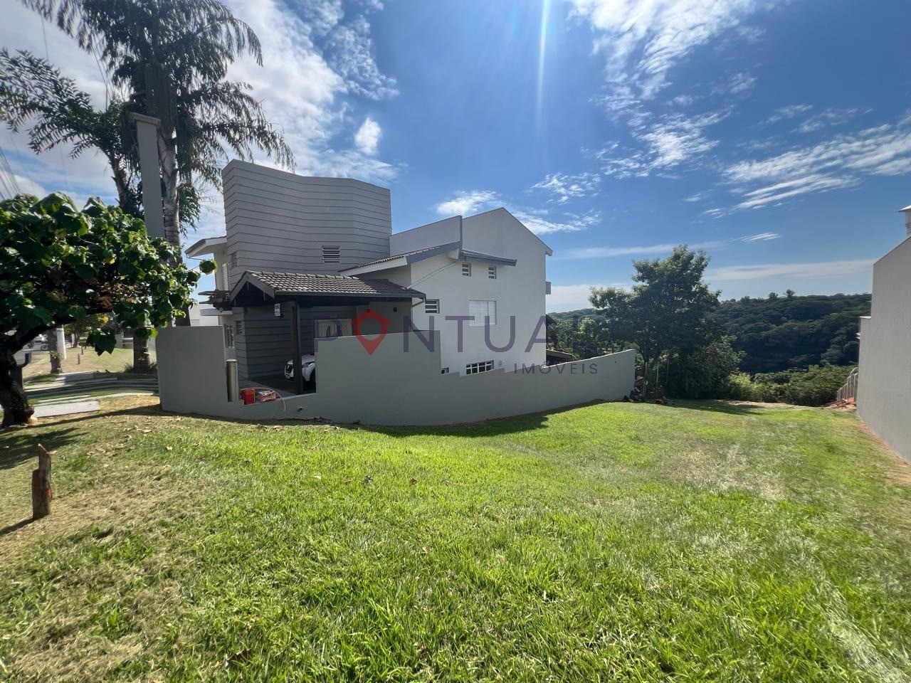 Casa de luxo no condomínio garden park em marília-sp: 5 quar