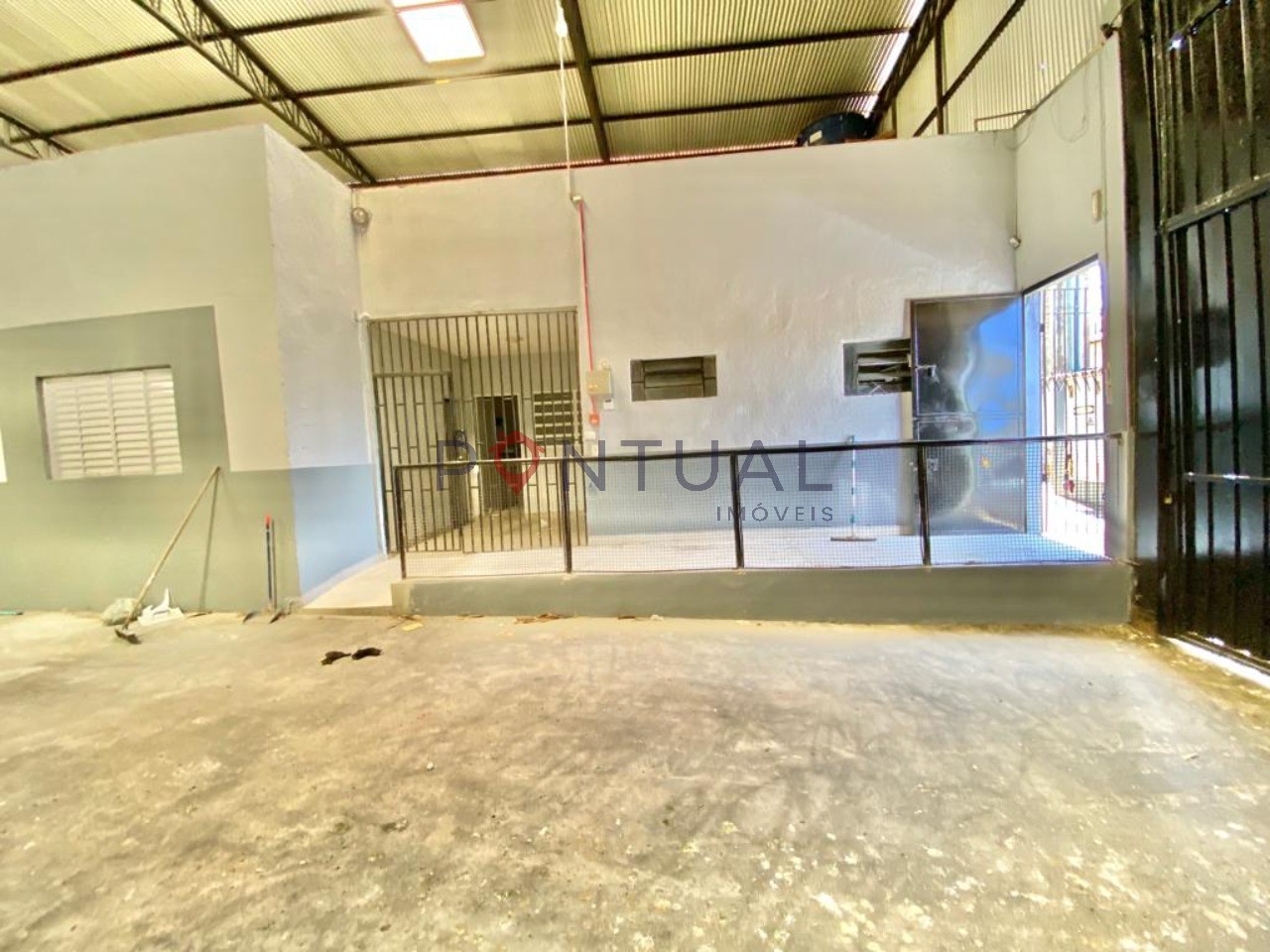 Alugue agora um barracão comercial de 1.200m² no Alto Cafezal, Marília-SP