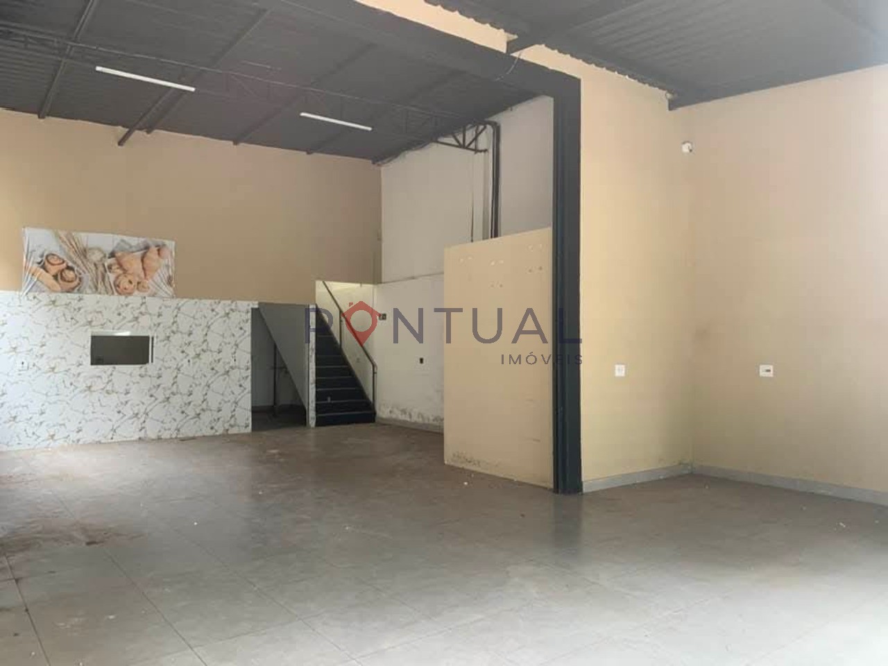 Salão comercial para alugar na av. Principal de terra verde 