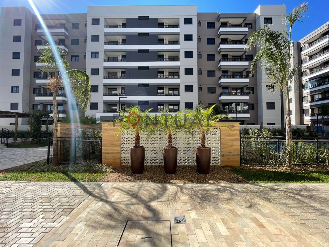 Locação de Apartamento de Luxo no Parque das Industrias - Marília-SP: 2 Quartos, 1 Suíte, Varanda Gourmet - Visite já!