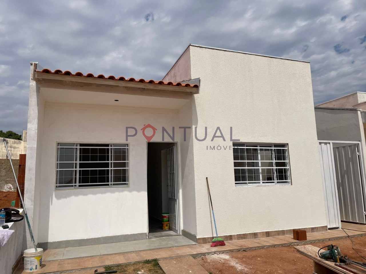 Imperdível! Casa em condomínio à venda em Marília-SP, Jd. Santa Antonieta: 2 quartos, sala, banheiro, garagem, 50m².