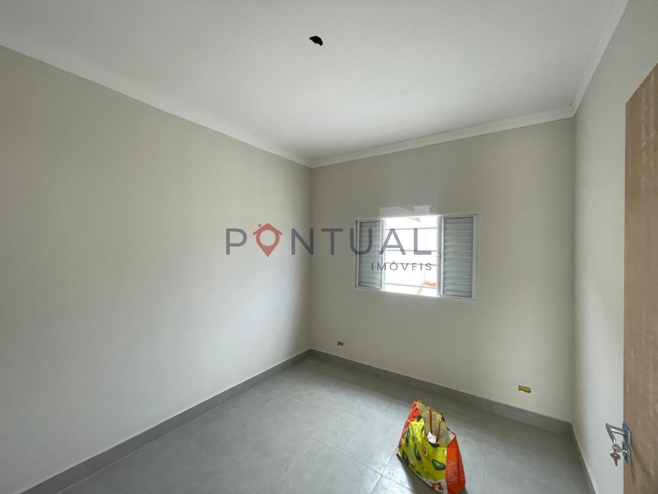 Imperdível! Casa em condomínio à venda em Marília-SP, Jd. Santa Antonieta: 2 quartos, sala, banheiro, garagem, 50m².