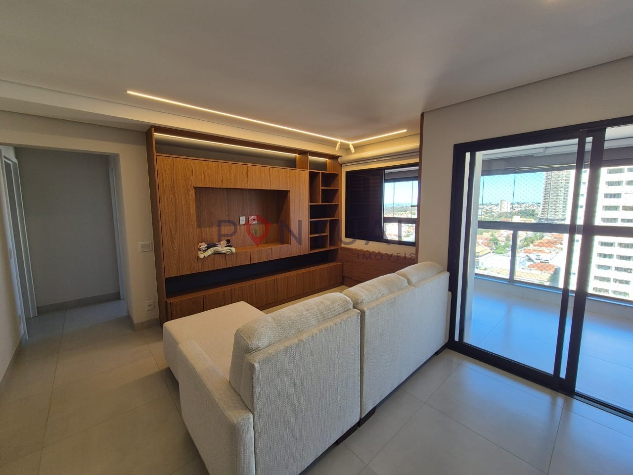 Aluguel de Apartamento em Marília-SP, Bairro Barbosa: 2 Quartos, 2 Suítes, Sala, 3 Banheiros, 1 Vaga, 83m². Confira!