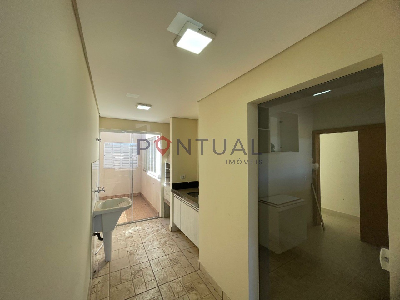 Casa para locação em marília-sp, jardim esplanada!
