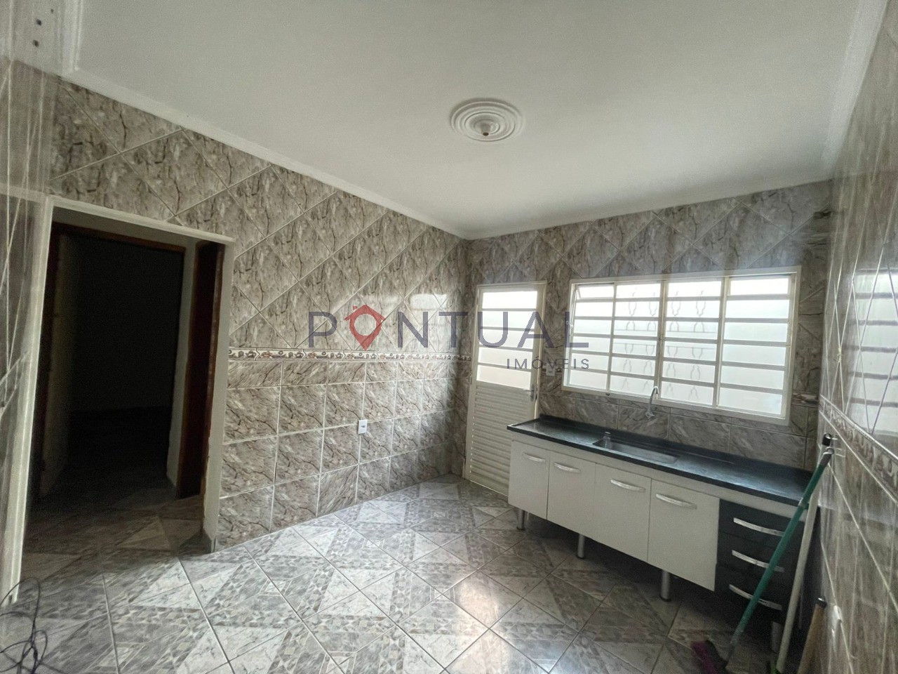 Excelente casa para locação em marília-sp, no bairro jardim 