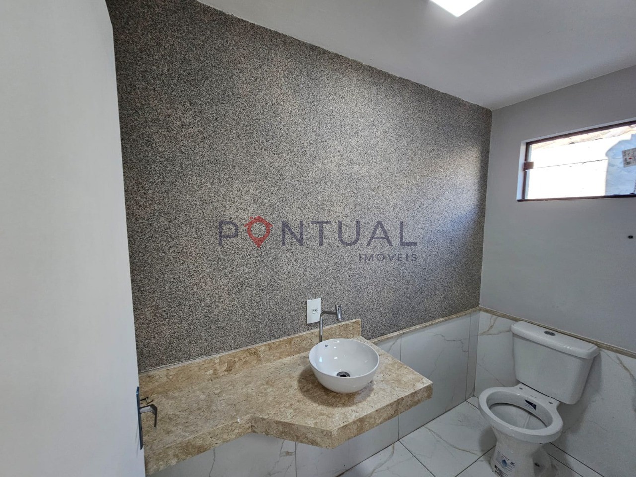 Casa à venda em Marília-SP no Bairro Nova Marília toda reformada. Venha visitar!