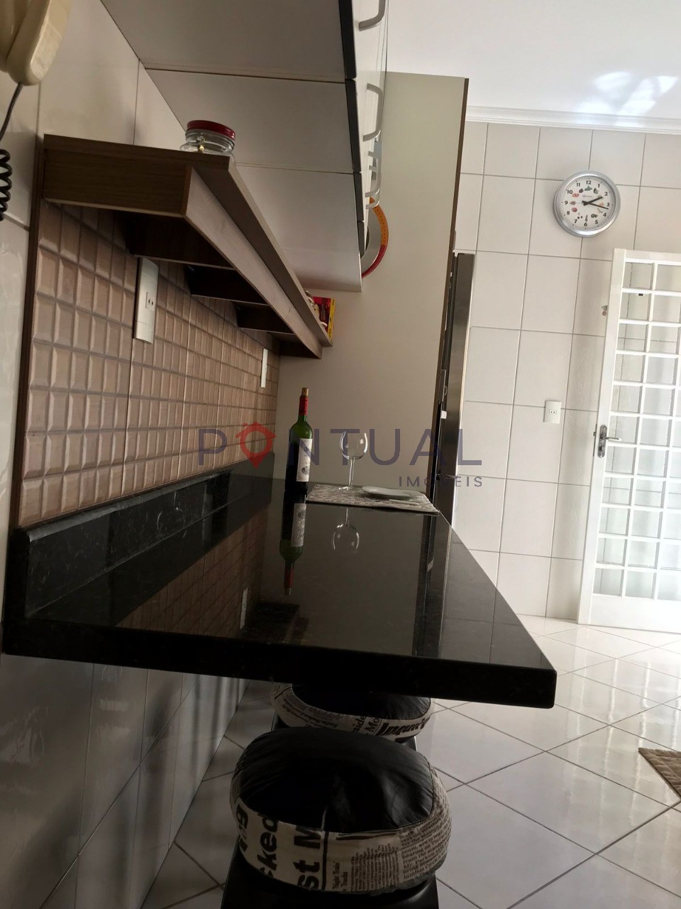 Imperdível residência à venda em Marília-SP, Jardim Altos da Cidade: 3 quartos, 3 suítes, 1 sala, 5 banheiros, 3 vagas, 134m²!