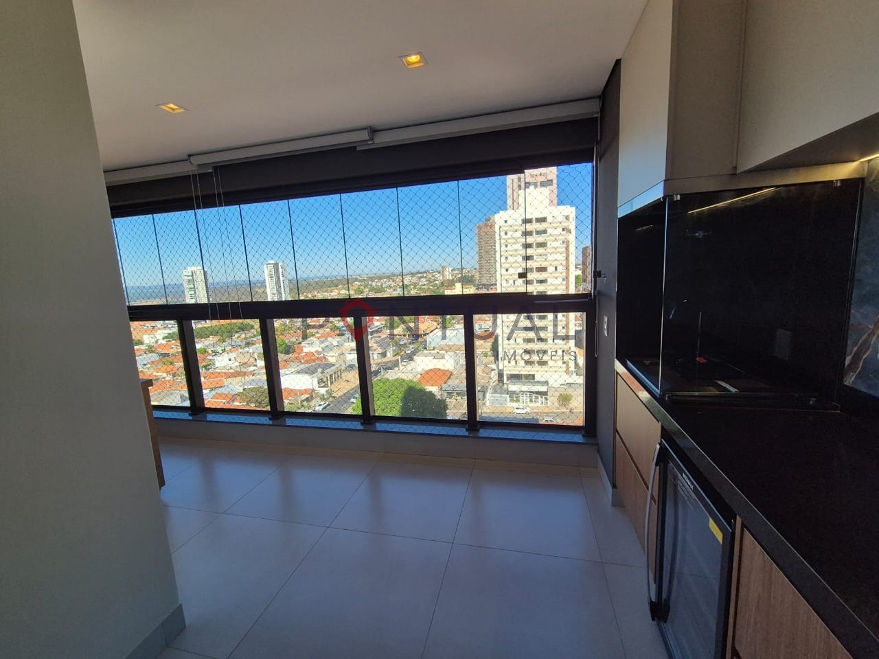 Aluguel de Apartamento em Marília-SP, Bairro Barbosa: 2 Quartos, 2 Suítes, Sala, 3 Banheiros, 1 Vaga, 83m². Confira!