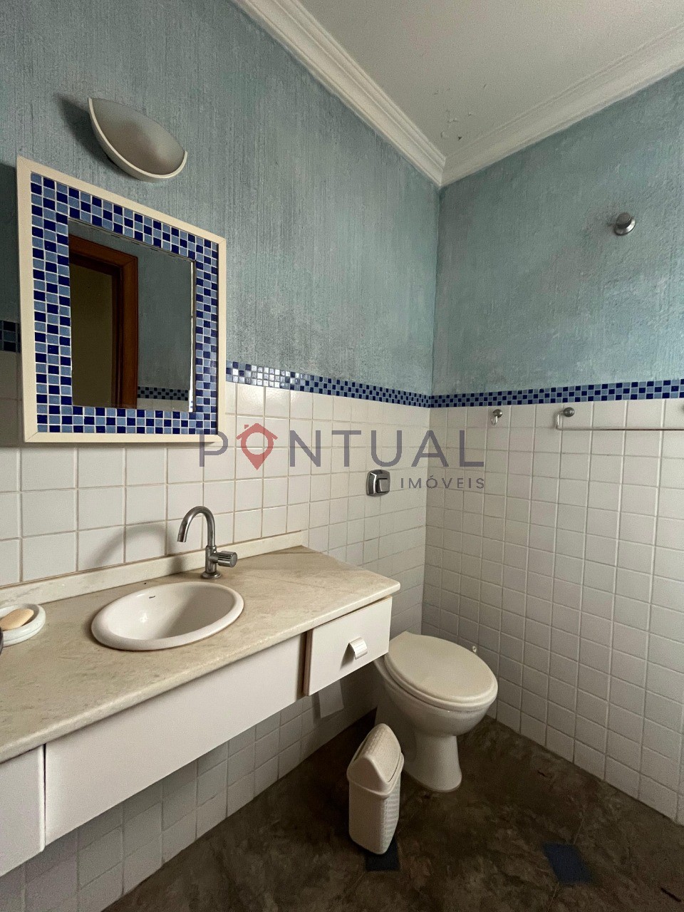 Salão Comercial de para alugar no Centro de Marília-SP. Venha conhecer!
