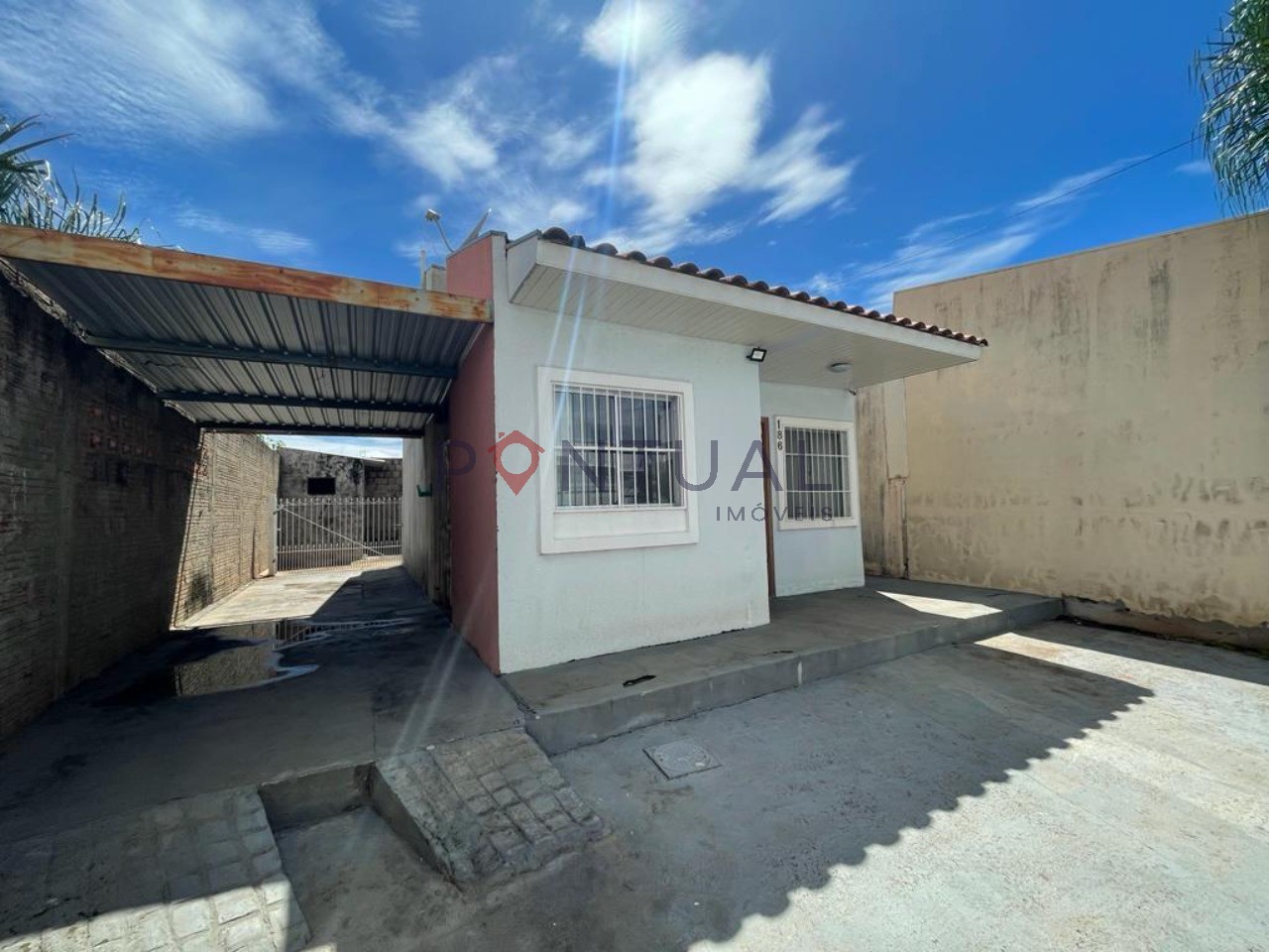 Casa para locação em marília-sp: 2 quartos, 1 sala, 1 banhei
