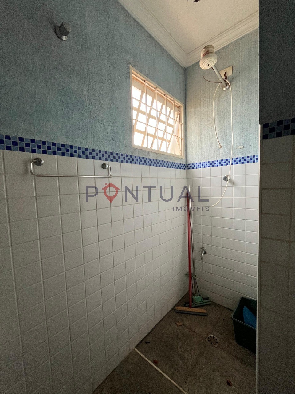 Salão Comercial de para alugar no Centro de Marília-SP. Venha conhecer!