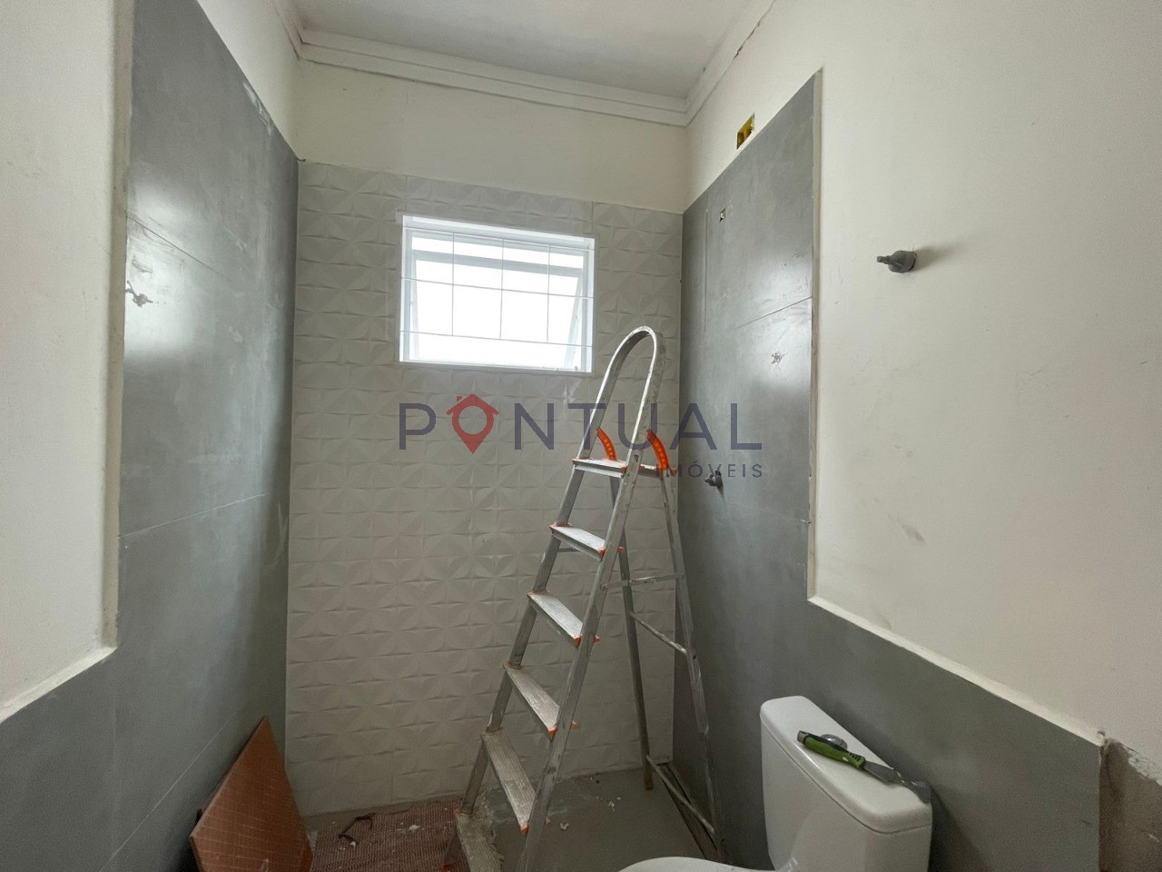 Imperdível! Casa em condomínio à venda em Marília-SP, Jd. Santa Antonieta: 2 quartos, sala, banheiro, garagem, 50m².