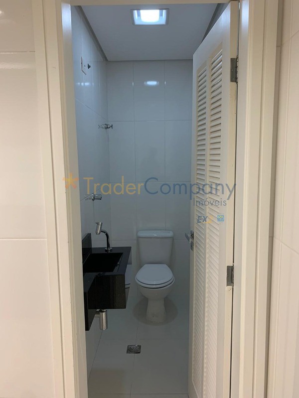 Apartamento à venda com 3 quartos, 200m² - Foto 5