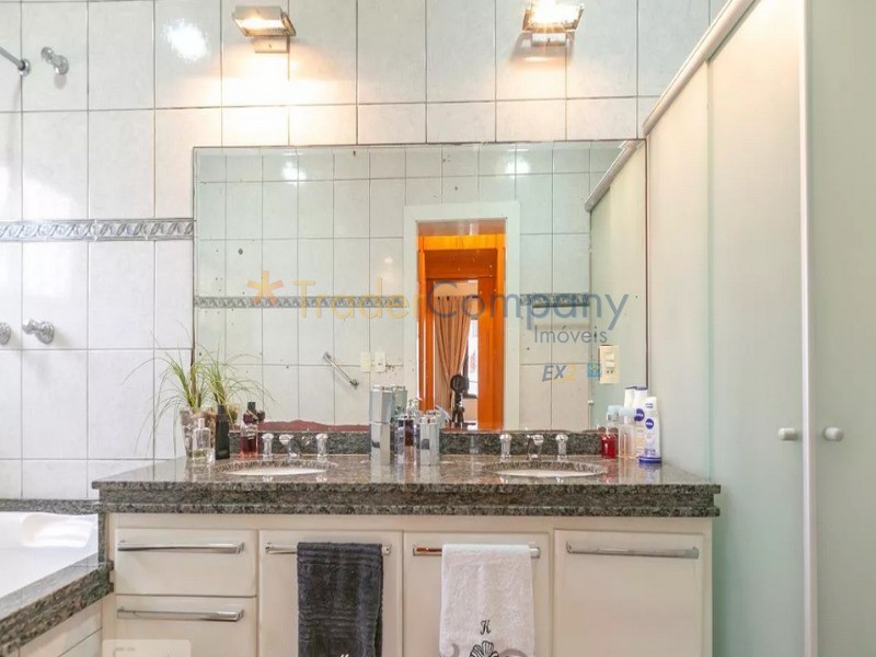 Sobrado à venda com 3 quartos, 241m² - Foto 11