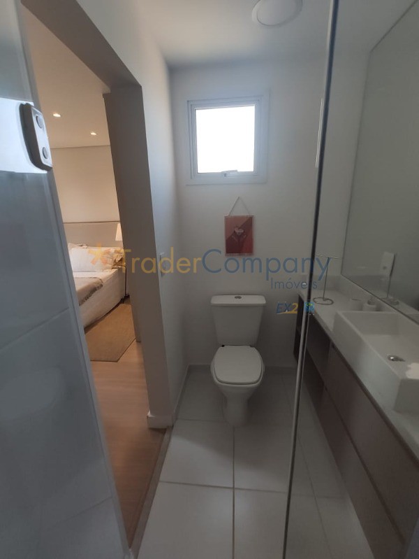 Apartamento à venda com 2 quartos, 53m² - Foto 2