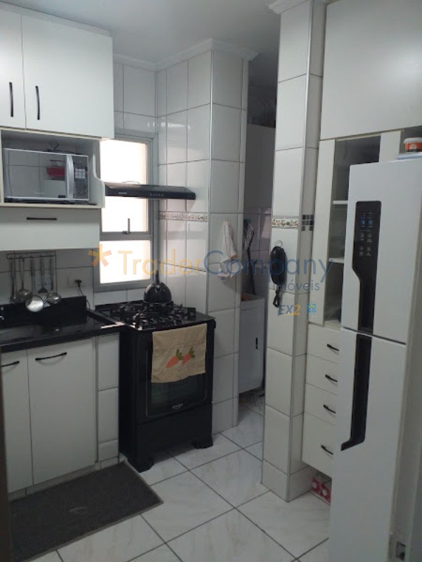 Apartamento à venda com 3 quartos, 73m² - Foto 19