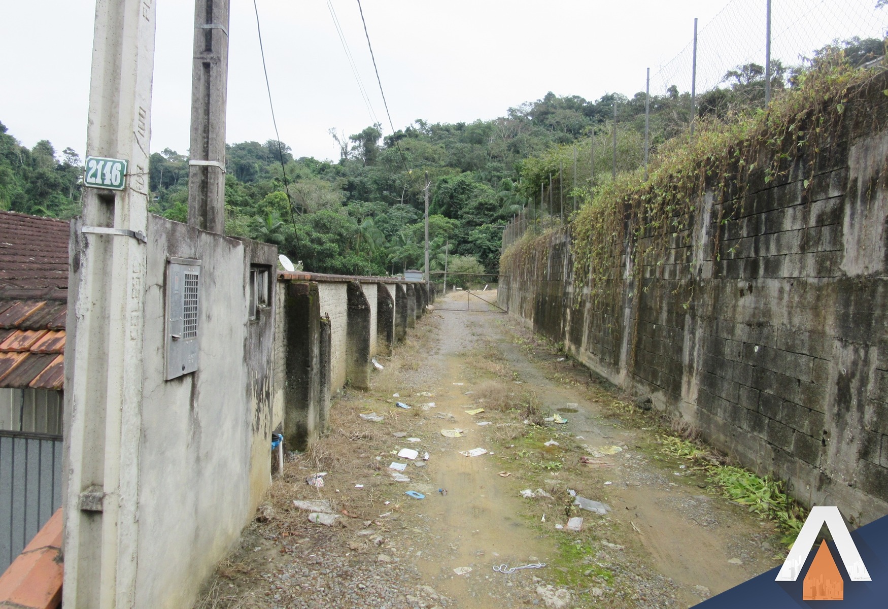 ACRC Imóveis - Terreno à venda no bairro Àgua Verde, com 674 m - foto 1