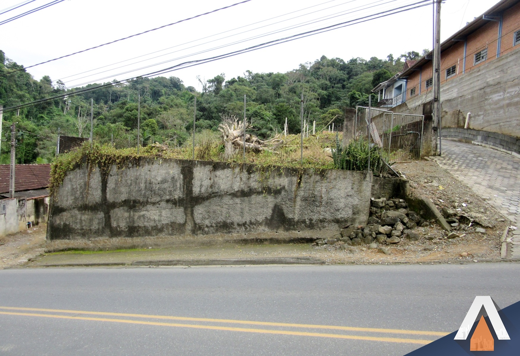 ACRC Imóveis - Terreno à venda no bairro Àgua Verde, com 532 m - foto 1