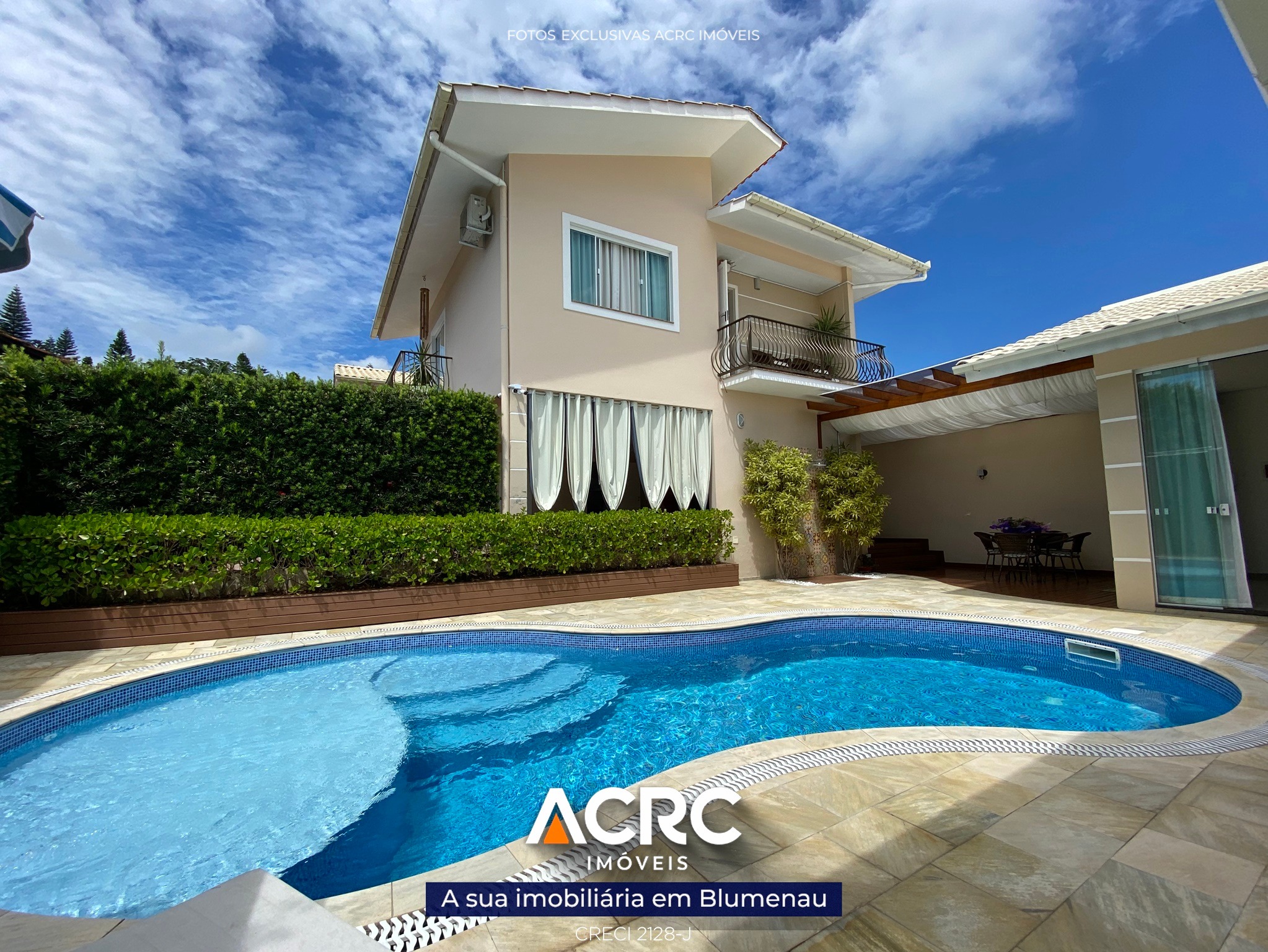 ACRC Imóveis - Casa para Venda em Indaial no Bairro Estados - foto 1