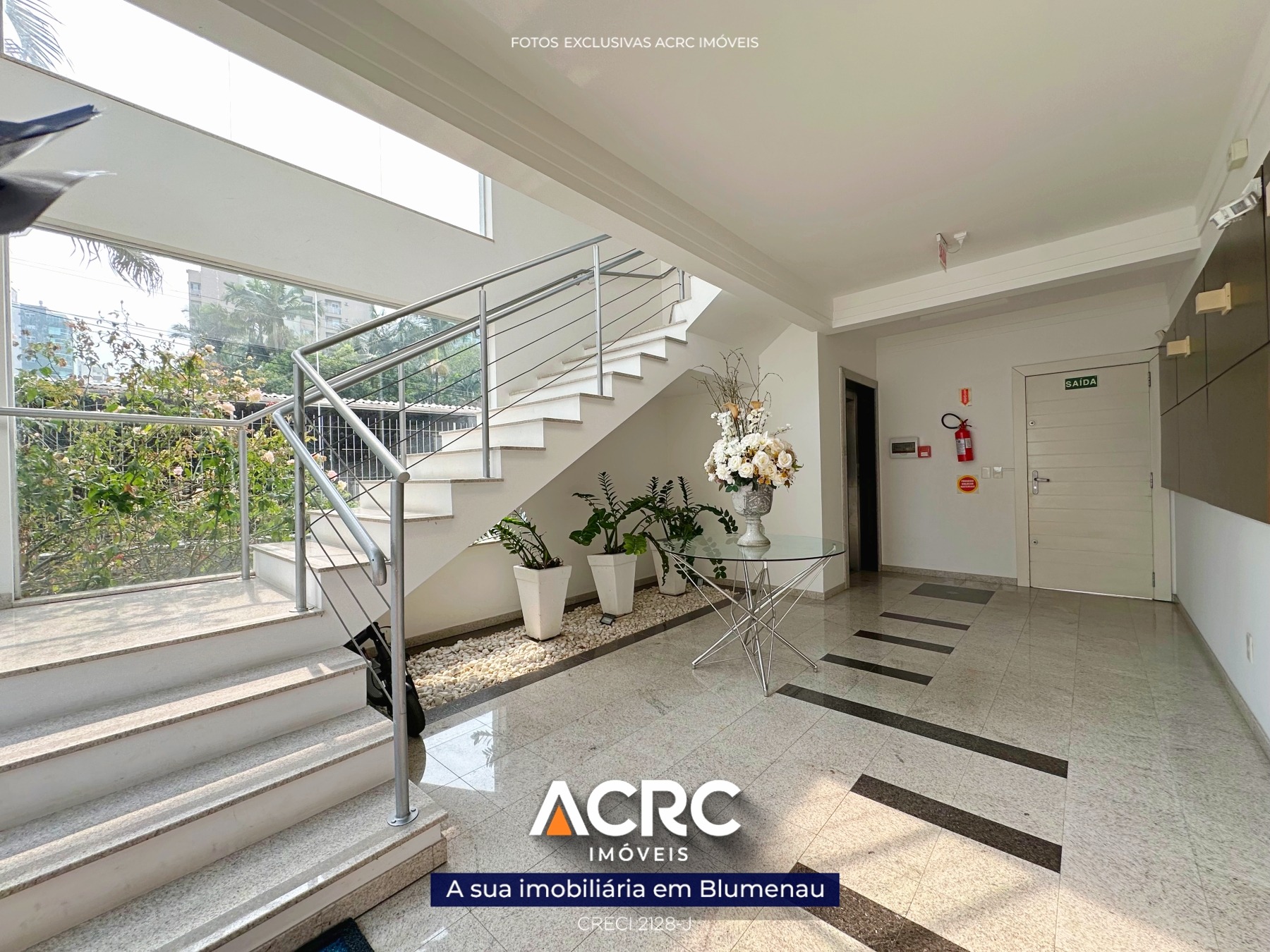 ACRC Imóveis - Prédio comercia para Venda no Bairro Centro — foto 2