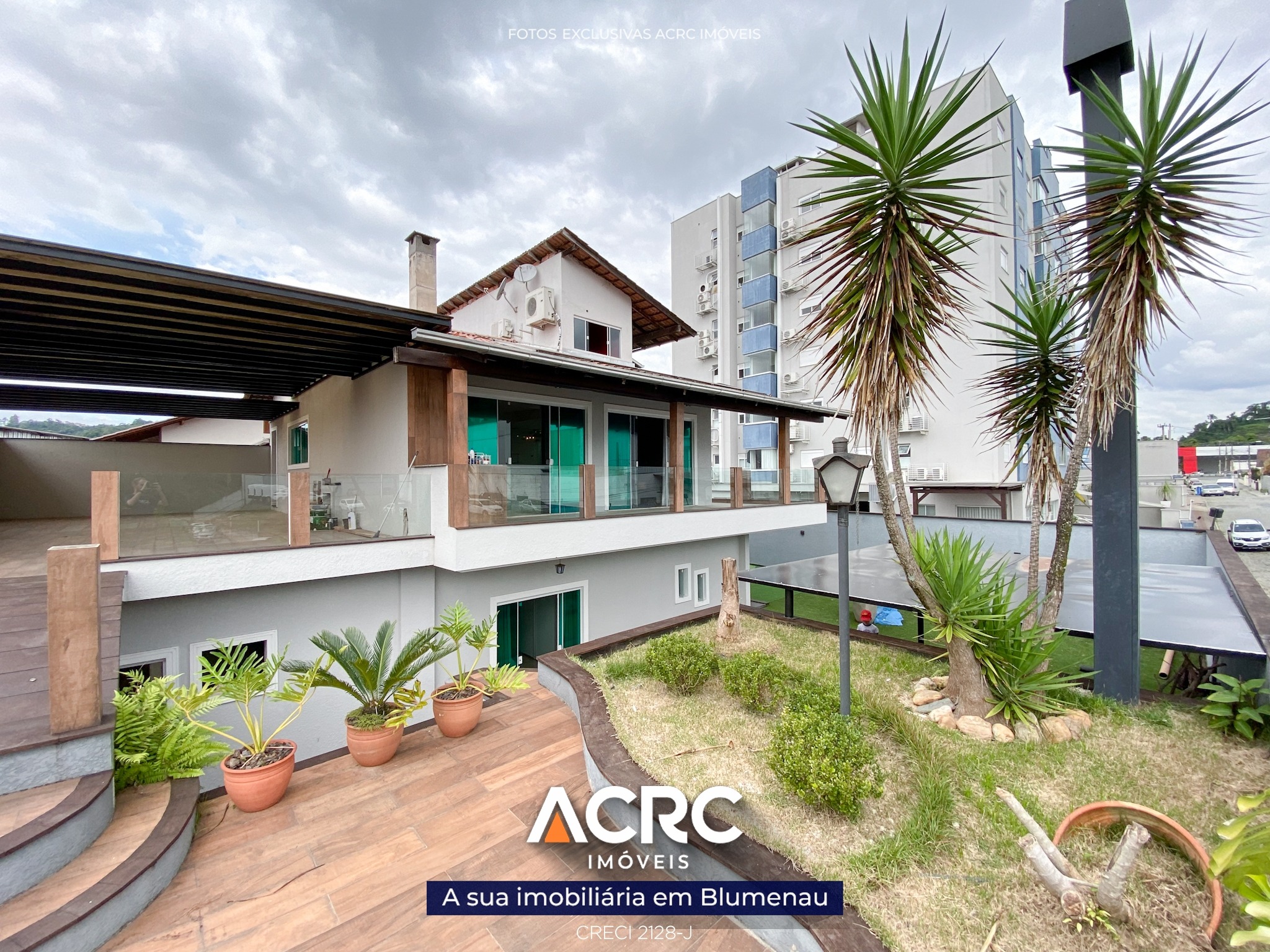 ACRC Imóveis - Casa para Venda em Blumenau no Bairro Itoupava Norte - foto 1