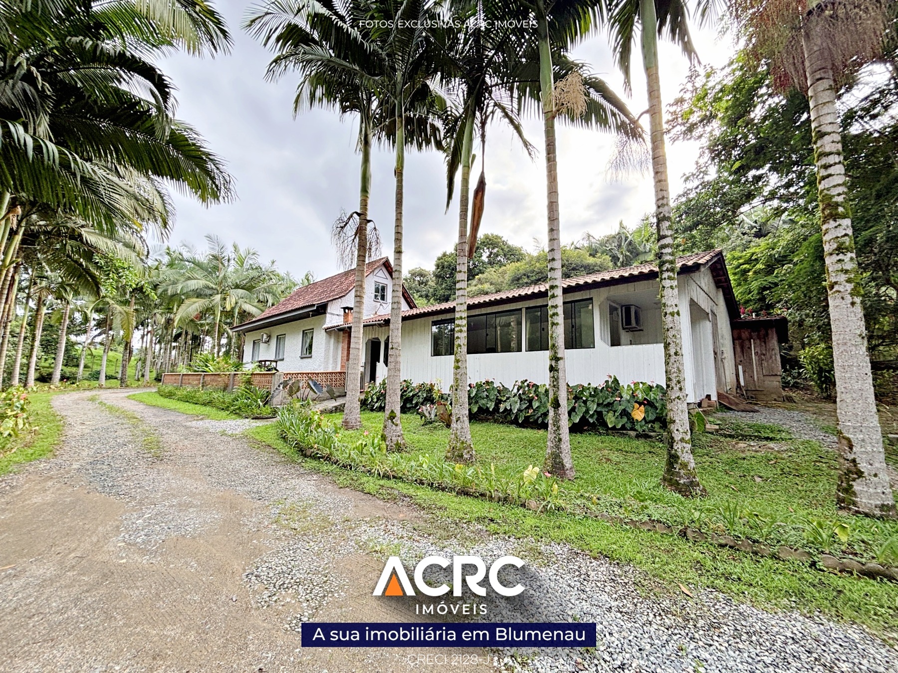 ACRC Imóveis - Casa alto padrão para Venda no Bairro Fidélis — foto 3