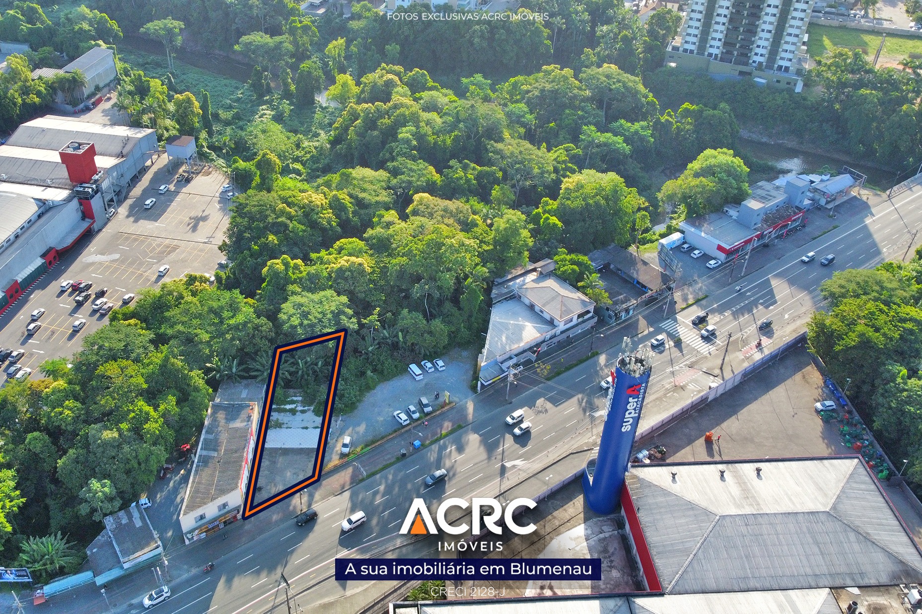 ACRC Imóveis - Terreno para Venda no Bairro Centro - foto 1