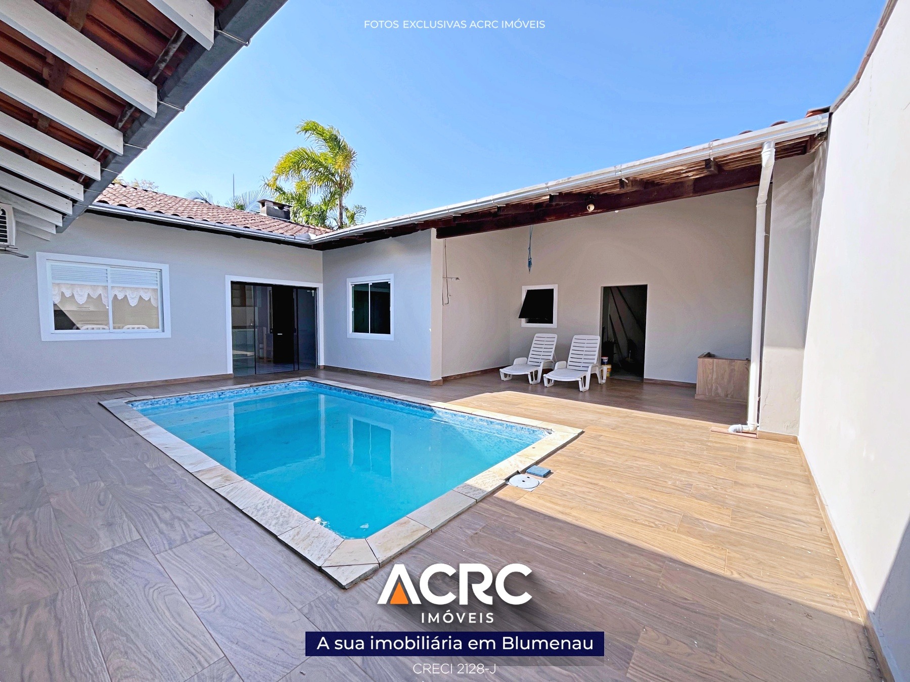 ACRC Imóveis - CA03452 - Casa para Venda no Bairro Velha em Blumenau - foto 1