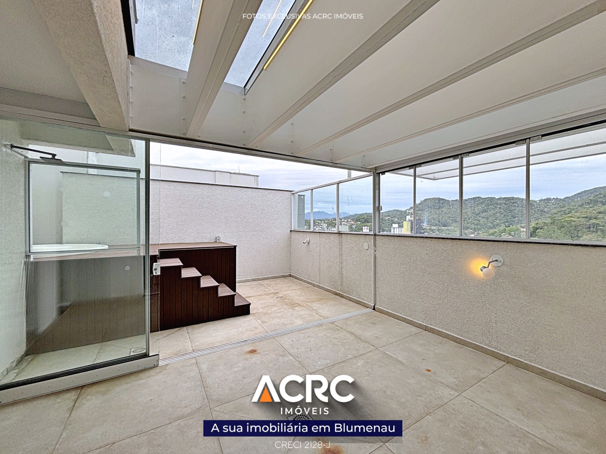 ACRC Imóveis - AP09359 - Cobertura duplex com terraço para Locação no Bairro Fortaleza em Blumenau — foto 3