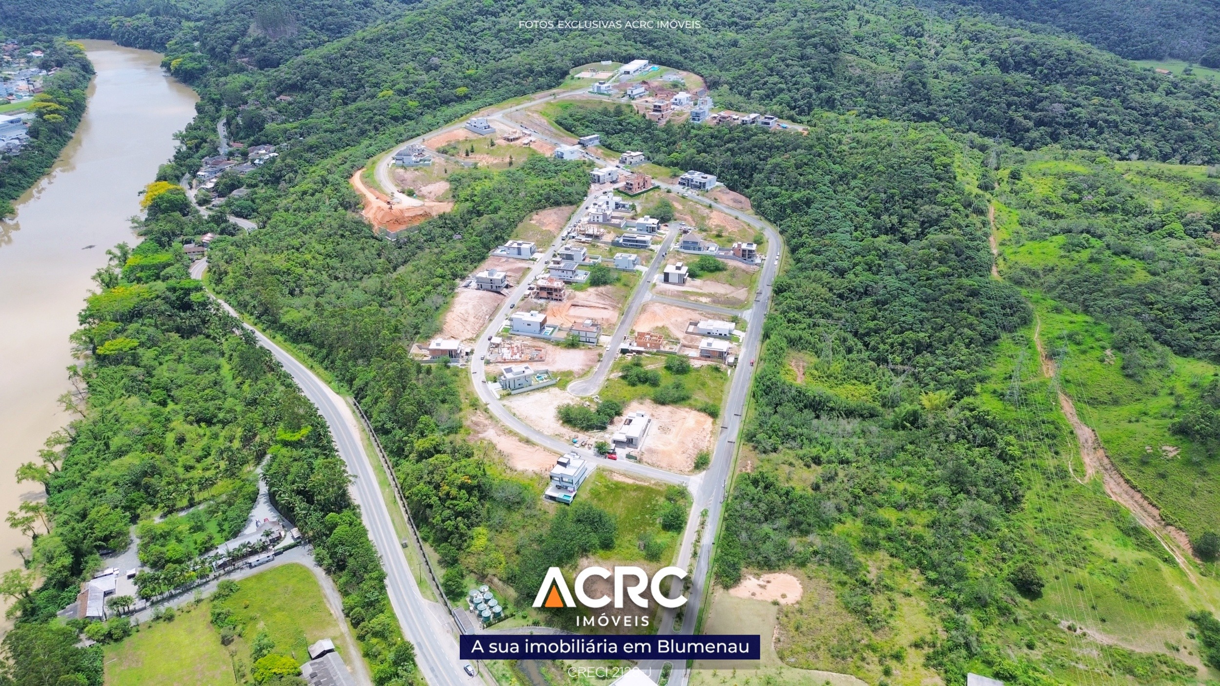 ACRC Imóveis - Lote em loteamento fechado com área de 359,37 no bairro Ponta Aguda — foto 2