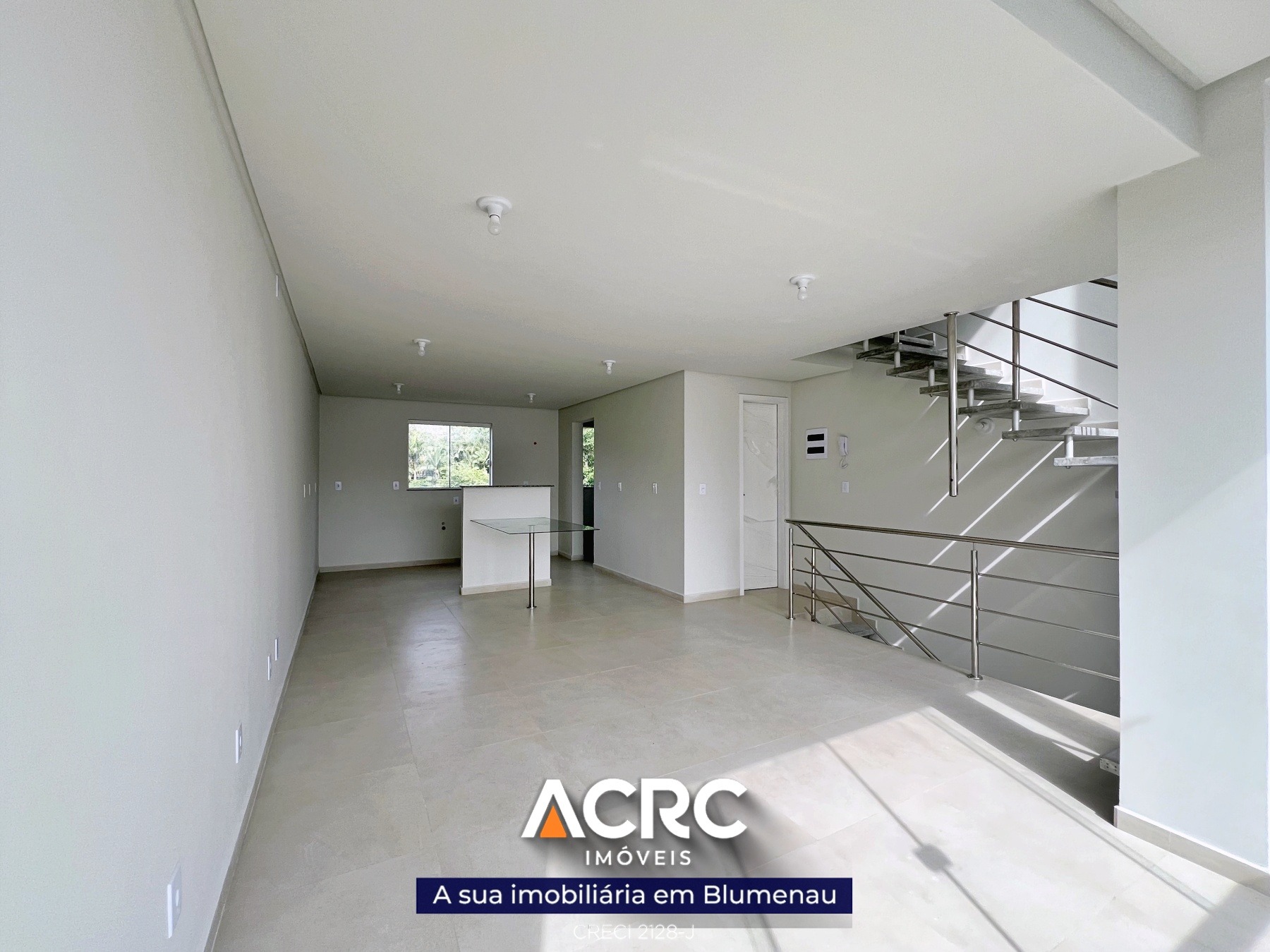ACRC Imóveis - CA03542 - Casa para Locação no Bairro Água Verde em Blumenau — foto 4