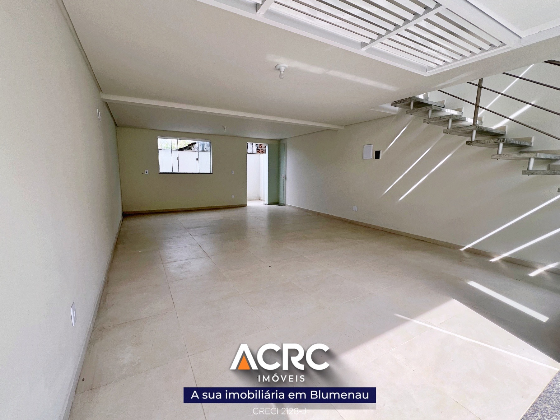ACRC Imóveis - CA03542 - Casa para Locação no Bairro Água Verde em Blumenau — foto 3