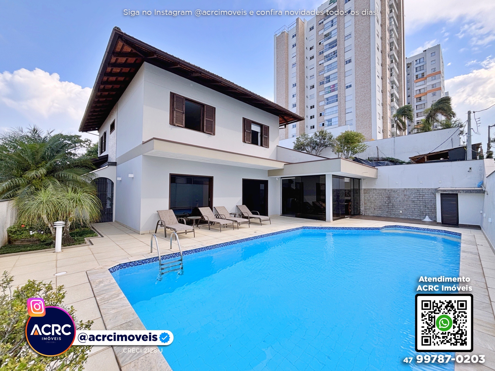 ACRC Imóveis - CA03561 - Casa com piscina para Locação no Bairro Itoupava Seca em Blumenau - foto 1