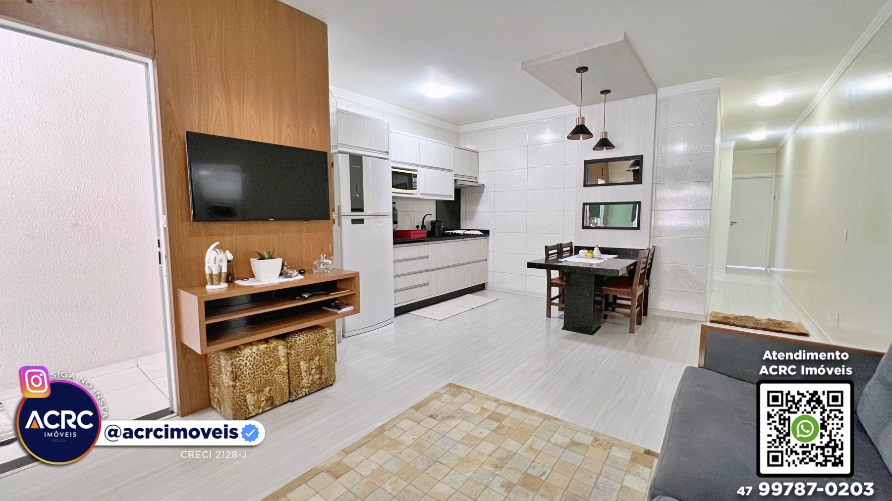 ACRC Imóveis - CA03597 - Casa de 02 andares no Bairro Fortaleza Alta em Blumenau - foto 1