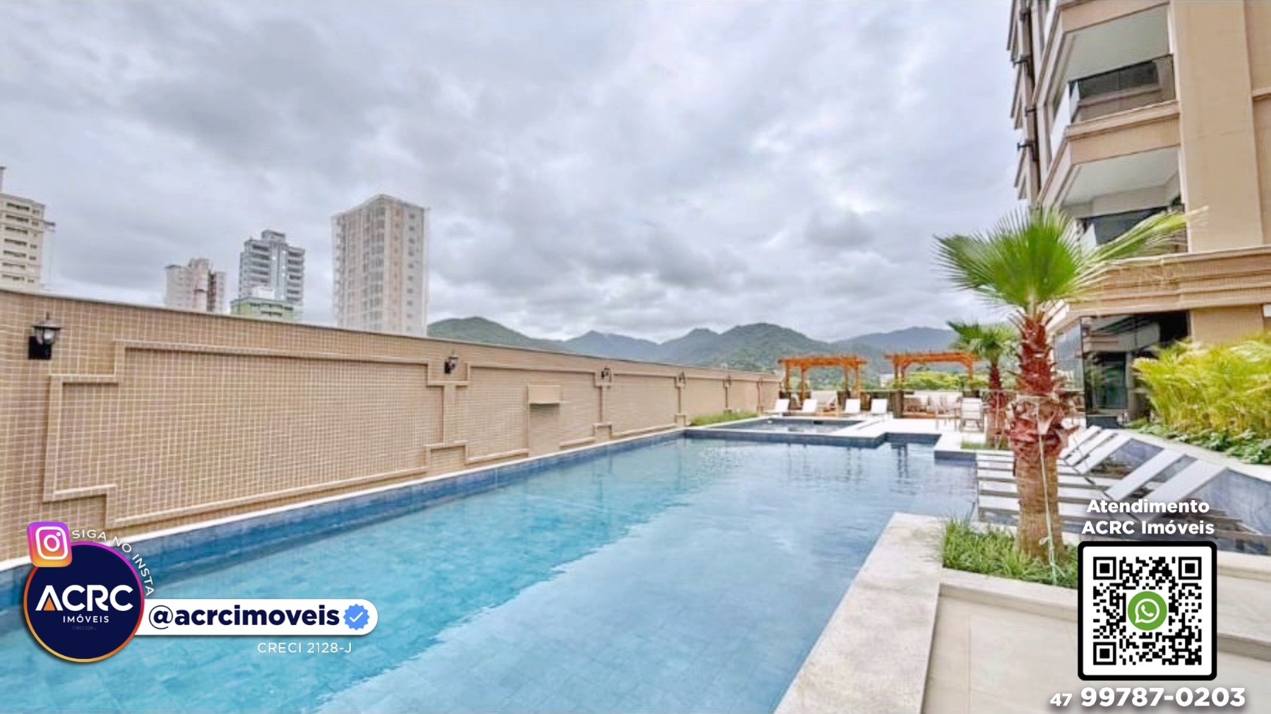 ACRC Imóveis - AP09732 - Apartamento no último andar a Venda no Bairro Centro em Itapema - foto 1