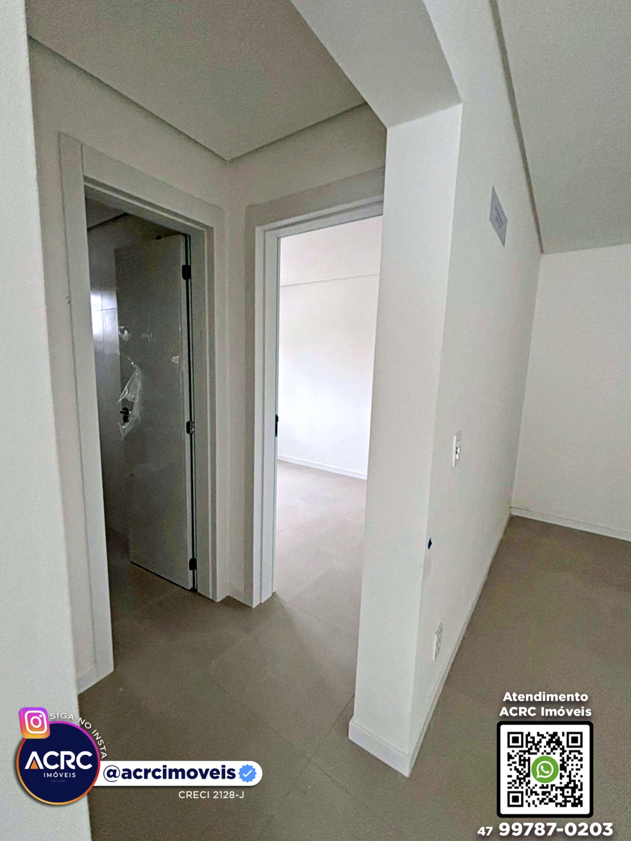 ACRC Imóveis - AP09880 - Apartamento a Venda no Bairro Água Verde em Blumenau — foto 3