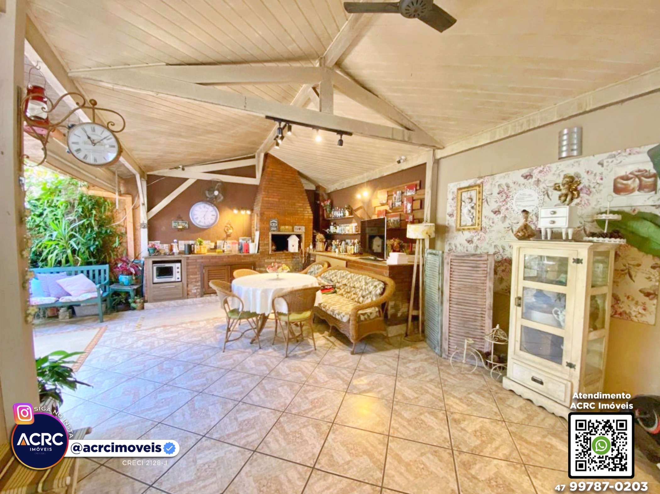 ACRC Imóveis - CA03631 - Casa a Venda no Bairro Garcia em Blumenau — foto 3