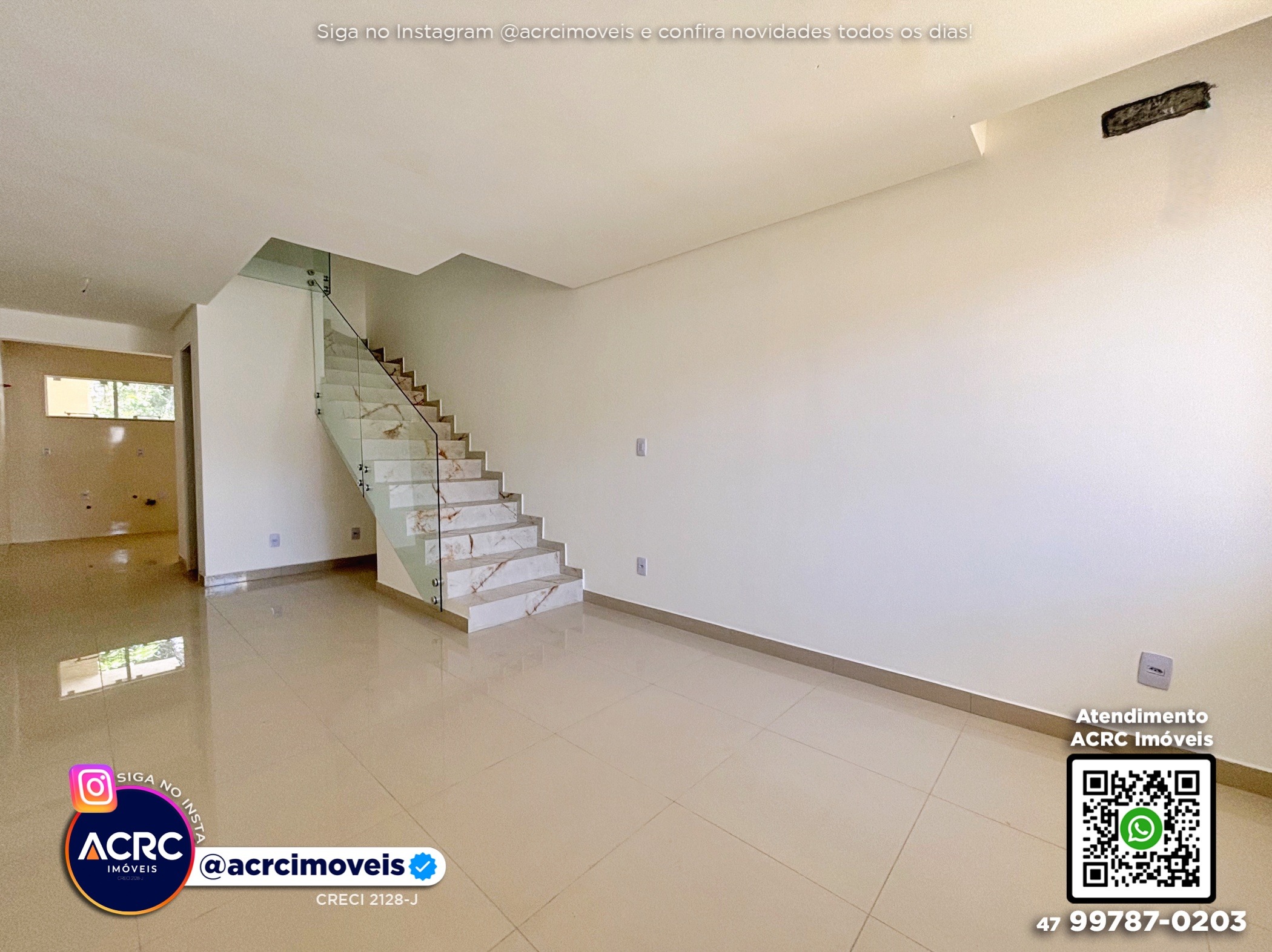 ACRC Imóveis - CA03602 - Sobrado a Venda no Bairro Fidélis em Blumenau - foto 1